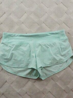 Lululemon Speed Short Womens 10 (4-way Stretch 2 1/2") Athleisure Gym Yoga